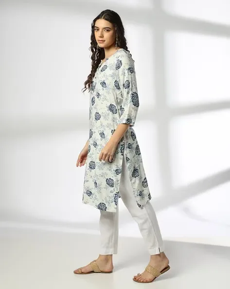 473Wx593H-443067435-white-MODEL2.webp Women Floral Print Straight Kurta - Image 1